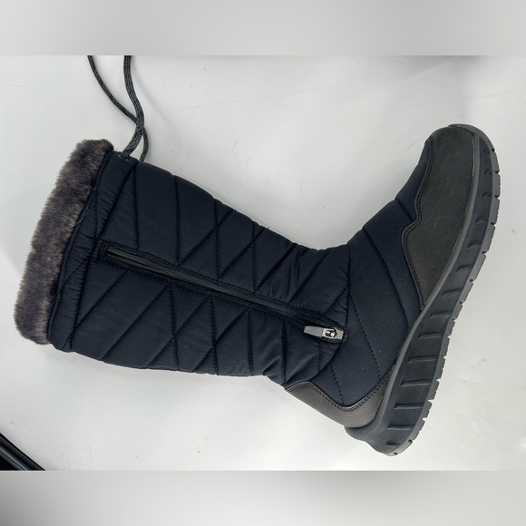 LL Bean snowfield black quilted fur lined boots shoes size 8M winter boots - Picture 3 of 7